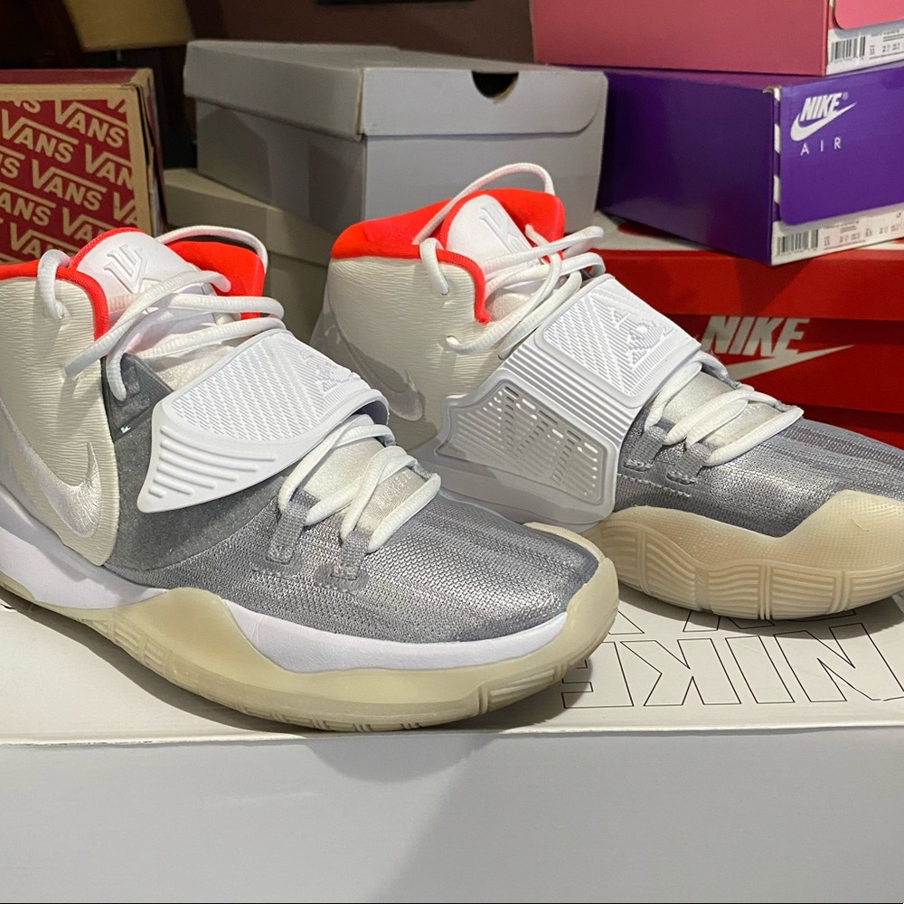 Nike By You; Kyrie 6; 9.5